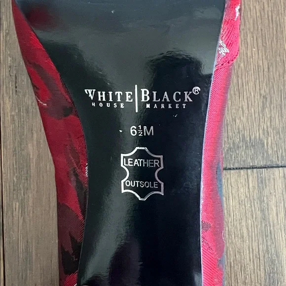 White House Black Market Alexa Red Floral Rosette Pumps - Picture 11 of 13